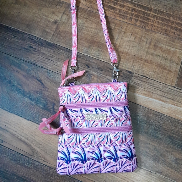 Simply Southern Mini-Cross Scallop Pattern Lightly Used - Picture 2 of 8